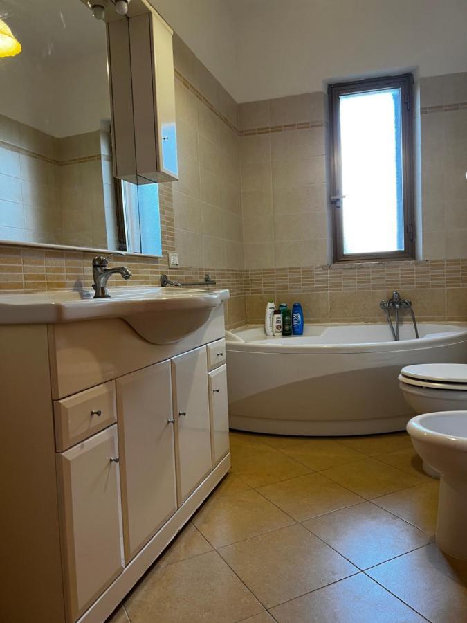 Villa Esclusiva In Riserva Naturale 토레 누비아 외부 사진