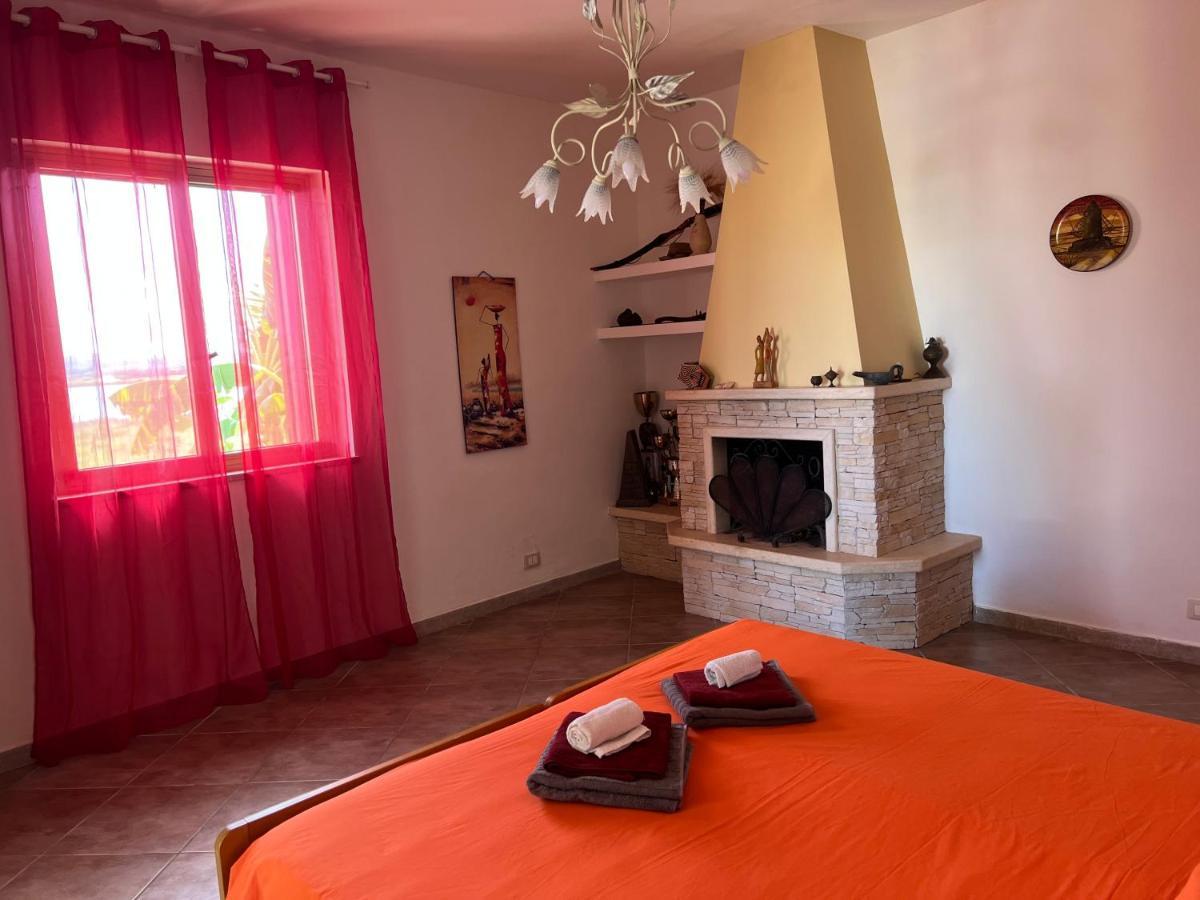 Villa Esclusiva In Riserva Naturale 토레 누비아 외부 사진